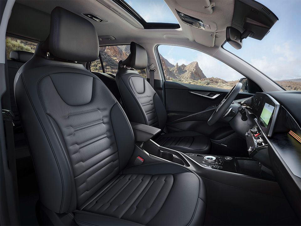 Un habitaclu inovator și minimalist, creat pentru o experiență optimă