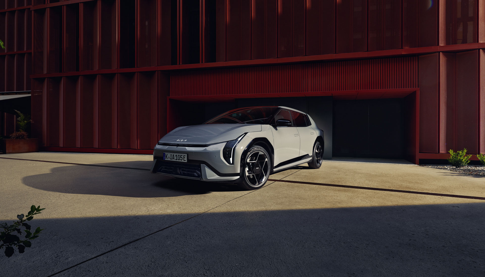 EV4 - Autonomie de până la 625 km